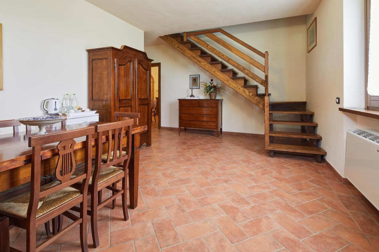 Вилла Relais La Cerreta Кастильоне-дель-Лаго Экстерьер фото